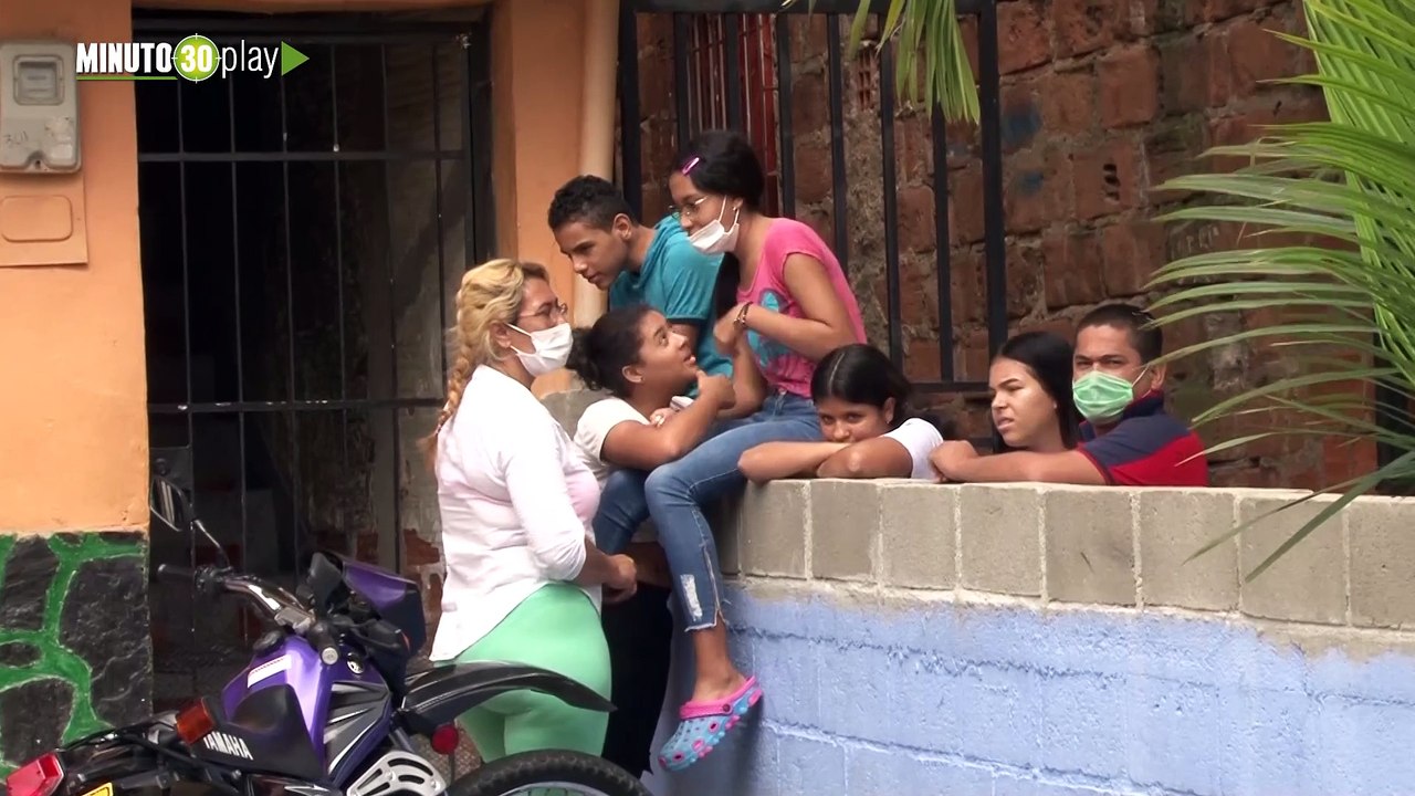 Policía y el Jaime Isaza se unieron para darle a los estudiantes más necesitados ayudas alimentarias