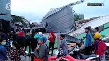 Busqueda bajo los escombros en busca de sobrevivientes tras sismo de 6.2 grados en Indonesia