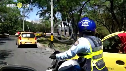 Taxistas armaron protesta en Medellín reclamando por la situación actual durante cuarentena