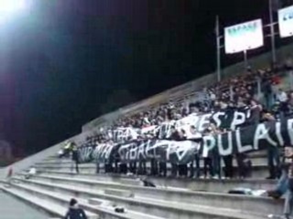 Message KDLB " Ultras Solidaire Pour Un Football Populaire