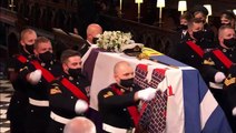 El Duque de Edimburgo es velado en un conmovedor servicio fúnebre en la capilla de San Jorge
