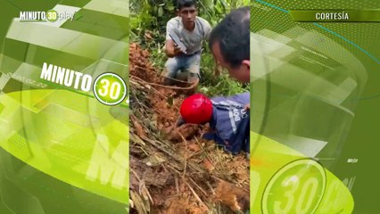 motociclista murió al quedar sepultado por un deslizamiento de tierra en Dagua