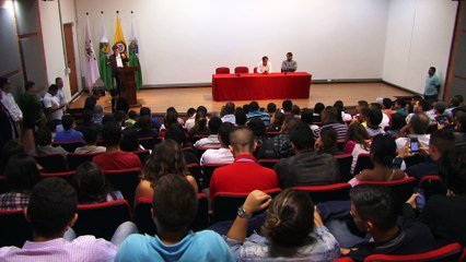 26-09-17-invitacion-a-regenerar-la-sociedad-hizo-el-precandidato-presidencial-gustado-petro