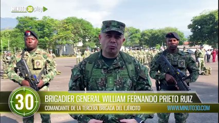 Capturaron en un centro comercial de Cali a dos hombres cuando recibían 10 millones producto de una extorsión
