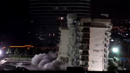 Video herunterladen: Demolición de lo que queda del edificio Champlain Towers South en Surfside