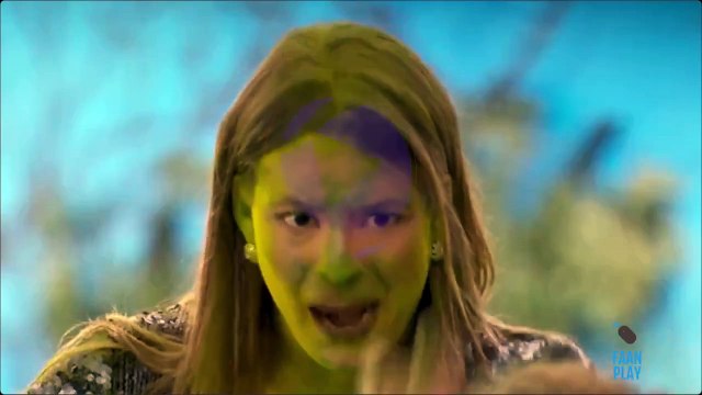 Senhores, mais uma vez, isso é um jogo de conversa, é um jogo de convivência. Se fosse para ser p******, era UFC, era Jungle Fight. Então, senhores, comportem-se , diz a voz.