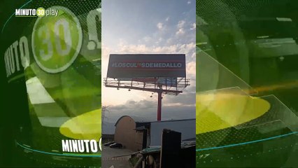 Desmontan valla en Medellín por promover el turismo sexual- parte 2