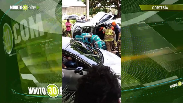 Una persona quedó atrapada, detalles del accidente en Las Vegas a la altura de Ciudad del Río