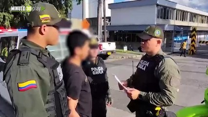 Descargar video: Capturaron a seis personas y a alias Lucas quienes estaban extorsionando en los sectores La Candelaria y en El Chagualo SIN autoplay