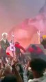 MTV  VMAS 2021 - Machine Gun Kelly Cierra la premiacion con un  BANG