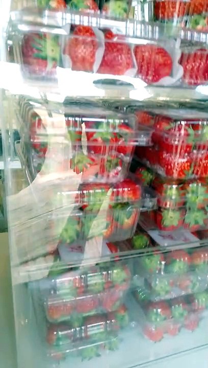 Strawberry delivery