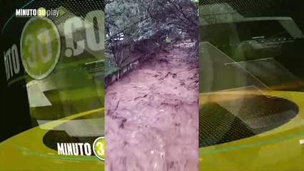 Reportan que baja con mucha fuerza la quebrada La Ayurá