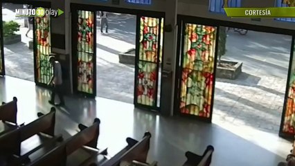 Ni se olvido de la bendición sujeto robó un celular de la sala de Sangría de una parroquia de Niquí