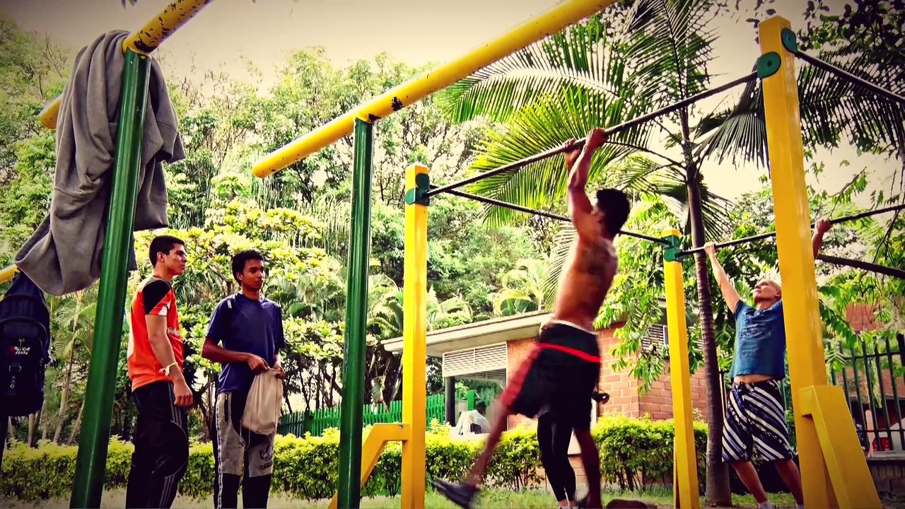 ACTIVIDAD DEPORTIVA GIM AL AIRE LIBRE