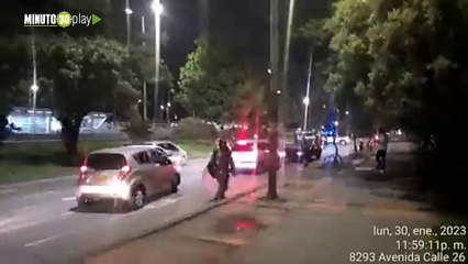 Abuso de autoridad Hasta Petro mostró rechazo por actuar de Policías con conductor de Spark Video 2