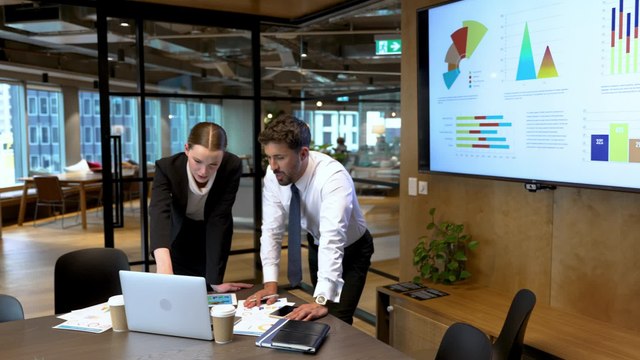 Bourse : LVMH va-t-il plomber le CAC 40, avec Kering comme parfait alibi ?