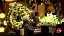 Alejandro Fernández le canta a su padre Vicente Fernández en su homenaje especial