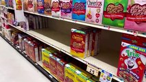Los compradores estadounidenses lamentan los estantes vacíos de los supermercados