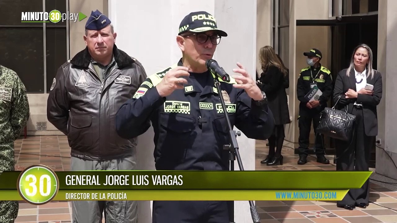 El Director de la Policía lloró al hablar de su...
