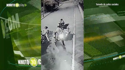 Captan el momento en que joven es brutalmente golpeado en un atraco en Bucaramanga