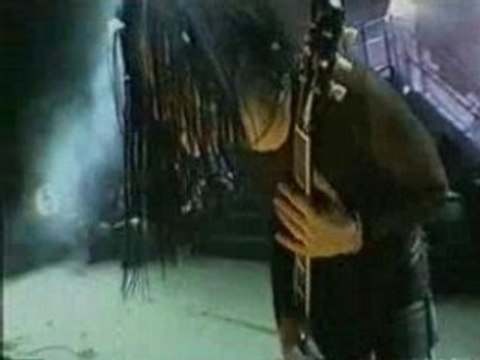 Marilyn Manson ft. Joey Jordison - The Beautiful People (Liv