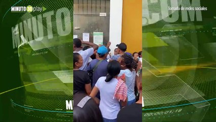 Enormes filas para reclamar el pago de la Renta Ciudadana en Barranquilla