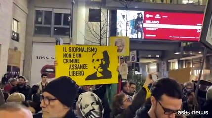 Video herunterladen: Assange (almeno per ora) non sar? estradato negli Stati Uniti