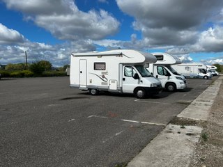 Los usuarios de autocaravanas opinan sobre la prueba piloto de 'La Peraleda'