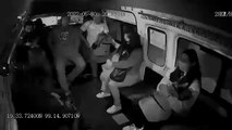 #VIRAL: Pasajeros golpean a asaltante en transporte de Edomex