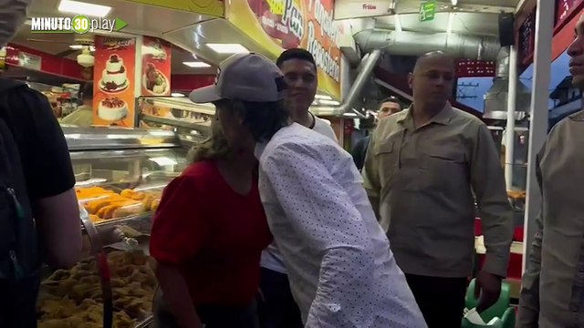 Fico Gutiérrez llegó a Castilla, lugar donde hace tres meses presentó su aspiración a la Alcaldía de Medellín