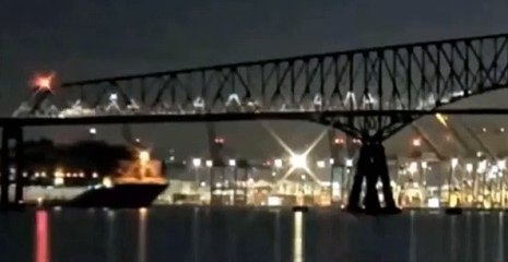 Major bridge in Baltimore collapses after being struck by ship, 6 people unaccounted for