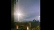Se ven luces en el cielo y truenos durante replica de sismo en México madrugada 22 Septiembre 2022