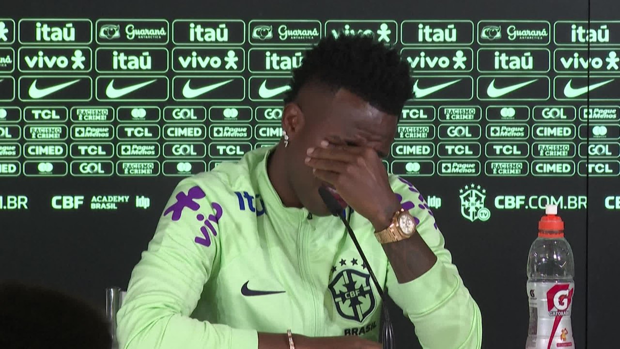 Racisme: Vinicius Junior fond en larmes en conférence de presse