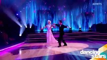 DWTS 2022: Vals de Selma Blair y Sasha Farber (Semana 5) | Dancing With The Stars en Disney 