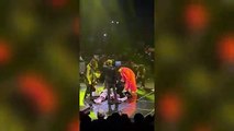 #VIDEO: Durante presentación en vivo rapero mexicano se desploma en el escenario: ¿Qué fue lo que pasó?