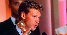 Austin Butler da las gracias a Lisa Marie Presley y Priscilla Presley durante su victoria en los Globos de Oro como Mejor Actor.