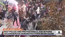 Choque entre antidisturbios y manifestantes en París