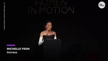 La actriz Michelle Yeoh aboga por la igualdad de género durante su discurso en Cannes