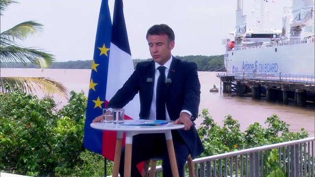 [ENTRETIEN] Emmanuel Macron veut avancer à marche forcée sur l'évolution statutaire en Guyane