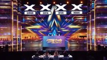 AGT 2023; Puppet Simon & The Cow Belles dan una serenata a Simon Cowell con 