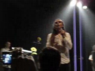 " Toi toi toiiii" Riké en concert à Tours