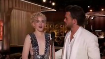 Julia Garner y Jonathan Bailey Presentan Actor Femenino de Reparto - TV I 2024 Globos de Oro Anuales