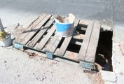 Socavón en calle Mar Báltico de Altavela cumple más de 9 meses sin ser reparado