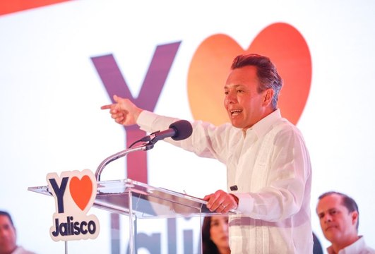 Pablo Lemus recicla su propuesta turística para Puerto Vallarta