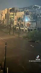 Télécharger la video: Primeras imagenes tras el paso del Huracan Otis por Acapulco