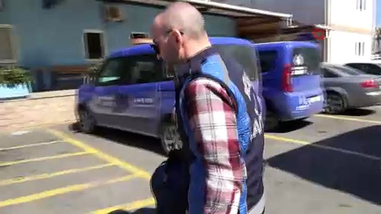 Bir yıl sonra İstanbul'da yine aynı yer, yine aynı dolandırıcı...