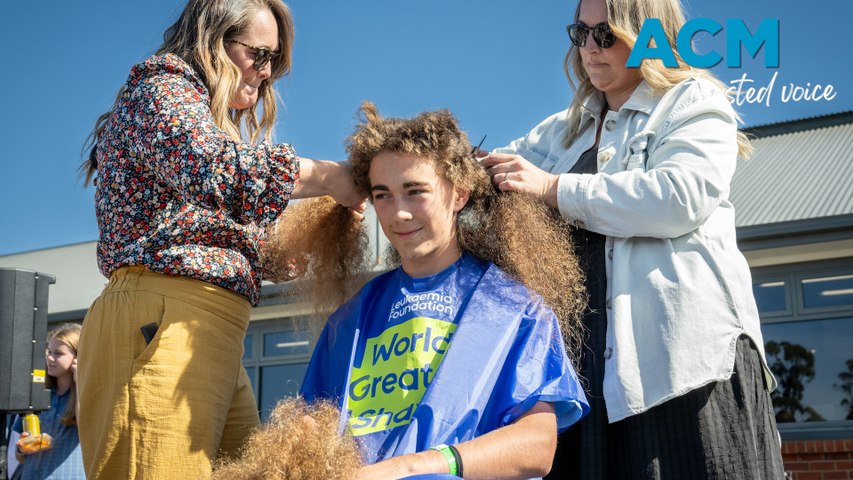 Kings Meadow High students go bald for the World's Greatest Shave. Video by Aaron Smith and Paul Scambler