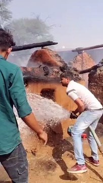 आग से तीन कच्चे घर जलकर हुए खाक, मुश्किल से पाया आग पर काबू