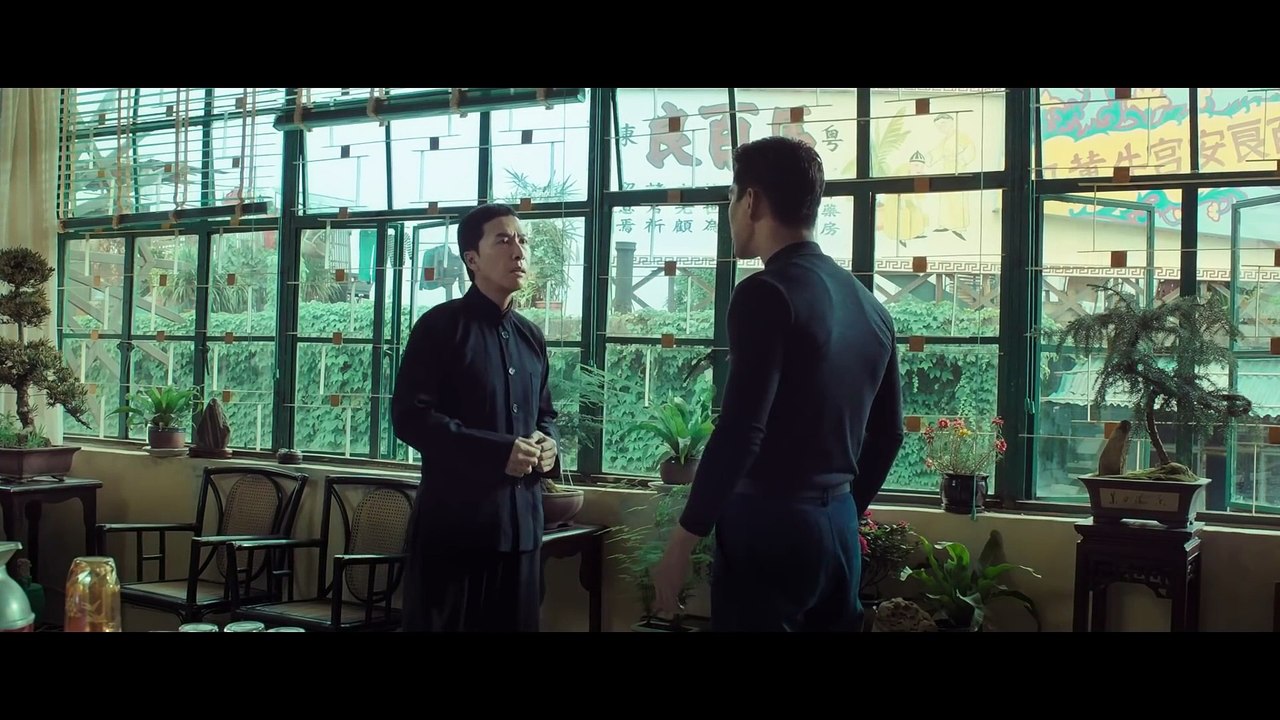 Wonderful fighting clips Young Bruce Lee demonstrates his speed to IP Man in the film IP MAN 3 (2015)