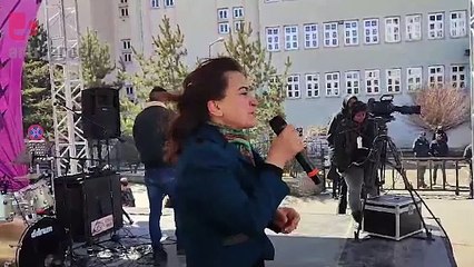 'Siz 22 yıldır AKP'nin taş üstüne taş koyduğunu gördünüz mü'